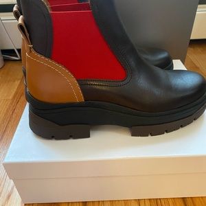 BNWT See by Chloe Cassidie boot size 40.